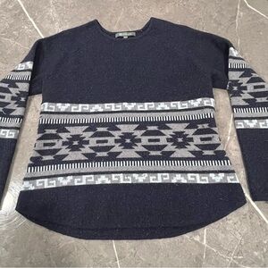 Title Nine Dark Blue and Gray Patterned Crewneck Sweater